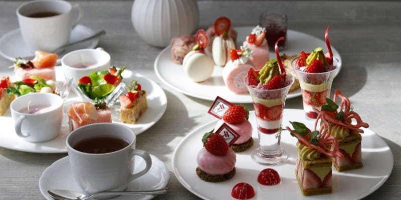 【紅ほっぺとピスタチオの出会いに】Strawberry and Pistachio Afternoon Tea （13：00）