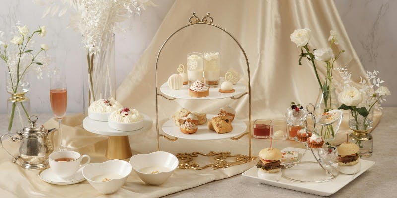 【Xmas2025】スノーホワイトアフタヌーンティー＋乾杯酒（平日）