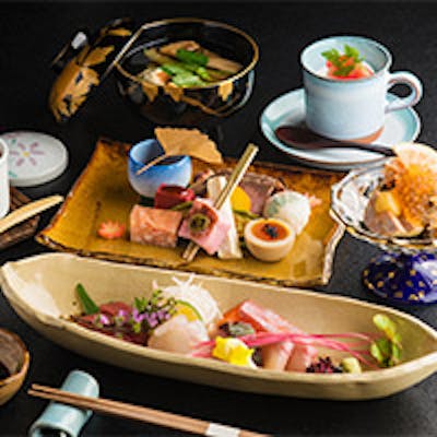 冬は暖かいものを、夏は涼しげなものを工夫を凝らしてお作りいたします