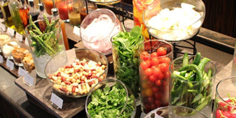 【平日限定ランチ】旬の野菜を使用したサラダビュッフェと選べるパスタセット