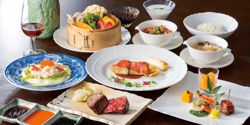 重慶飯店が創る中華鉄板【白虎】蟹肉入り卵白炒めや相州牛ロース等