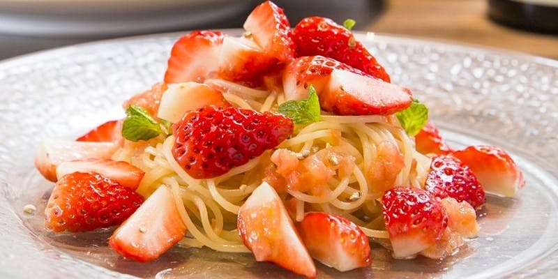 【Xmas2025】Xmasスペシャルランチ2025＋2部　13時30分～15時20分（12月20日～25日は2部制となります。）