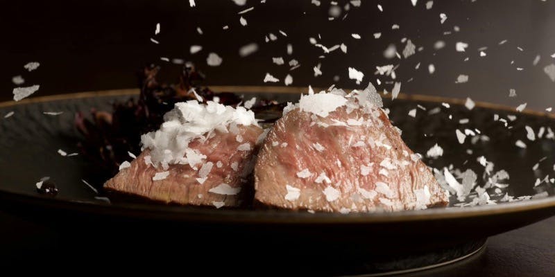 【Xmas2025】Xmasスペシャルディナー2025＋1部　17時30分～20時15分（12月20日～25日は2部制となります。）