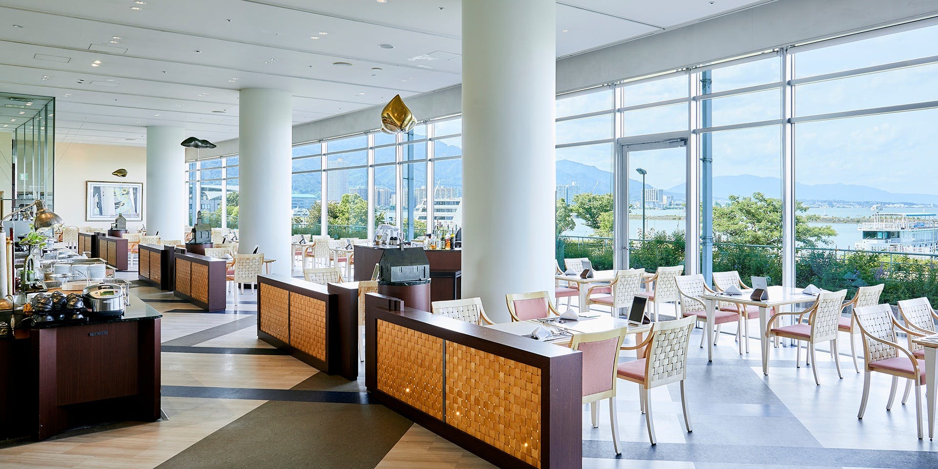 レストラン ザ・ガーデン／琵琶湖ホテル