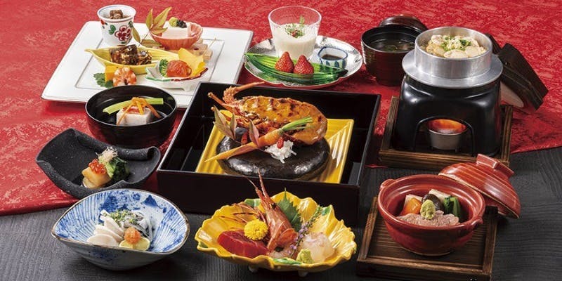 会席牡丹 　イセエビ黄身クリーム焼きやずわい蟹真丈、帆立釜飯 等＋1ドリンク＋抹茶葛餅（1週間前早割）