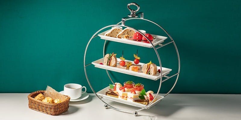 【Xmas2025】「クリスマスアフタヌーンティー」＋ホテルオリジナルモクテル 1杯付き（11/1～12/23｜平日）