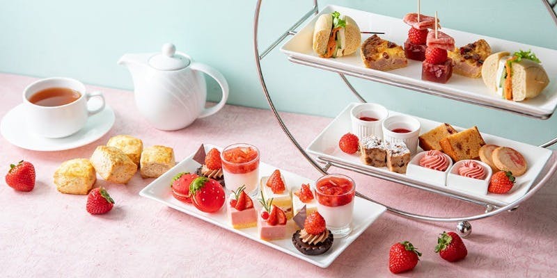 真っ赤な苺に心躍る「ストロベリーアフタヌーンティー」（土日祝｜2時間）