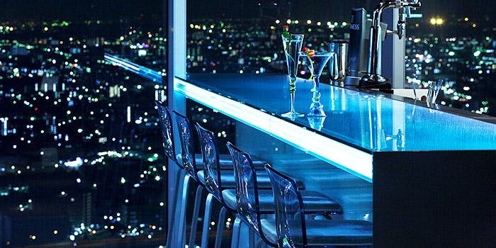 名古屋の夜景を楽しめるレストラン 窓際確約の席で存分に景色を楽しむ レグリまとめ