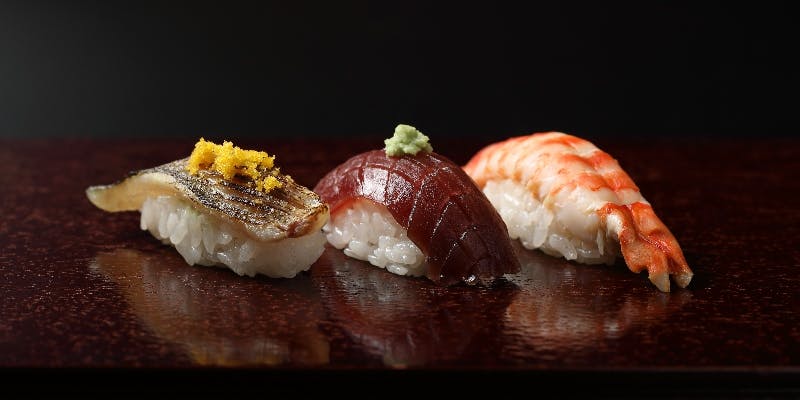 【鮨懐石ランチ「咲～さき～」】 少し贅沢な鮨ランチ＋選べる1ドリンク