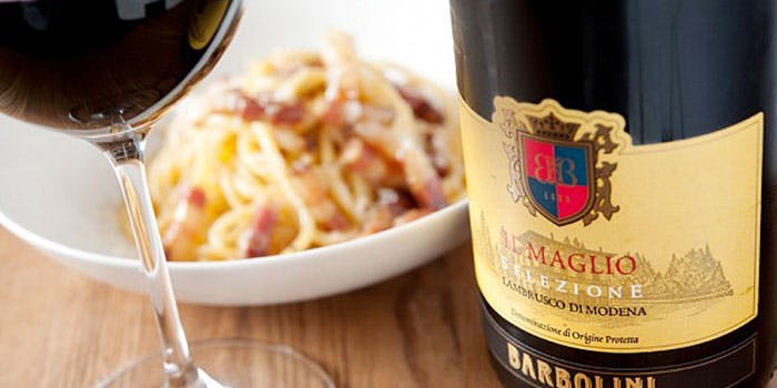 Academic Wine Bar ワインのばか