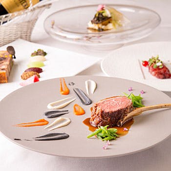 �O�����t�@�~�[���E�V�F���� ���É����≮�X