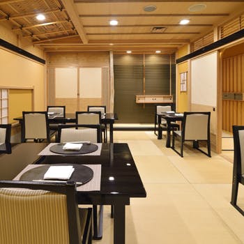 個室 四季遊膳えど Kagurazaka Okaimonoモール レストラン