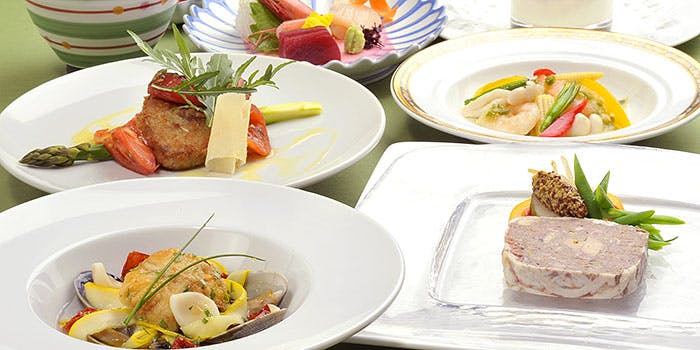 フォーシーズン（Four Seasons）