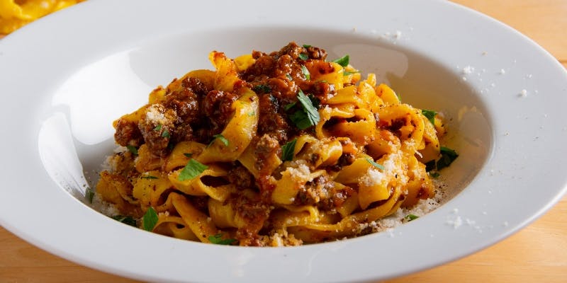 【平日個室確約】【フラットリアランチ】前菜盛り合わせ、パスタ、メイン、ドルチェの全4品（6名様以上）