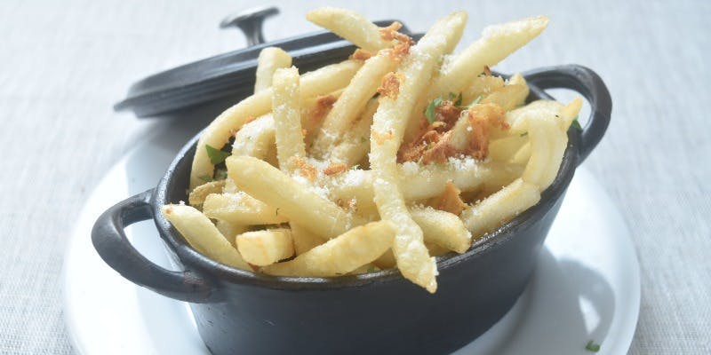 【お席ご利用1時間　0次会プラン】忘新年会前のご利用に最適です（お飲みものは別で500円均一）