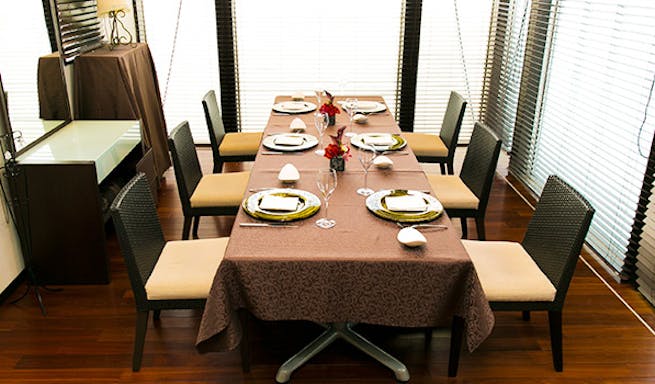 ラヴィマーナ アネックス パチャ Ravimana Annex Pacha 神戸空港 フランス料理 一休 Comレストラン