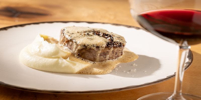 【Xmas2025】前菜からデザートまで楽しめるフェスティブランチ4 コース