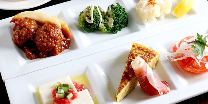 バル デ エスパーニャ ムイ 東京店（BAR de ESPANA MUY）