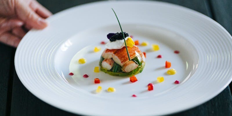 【Xmas2025】～黒毛和牛など全5品、限定デザート付～クリスマス特別ランチコース※12/20～12/25限定