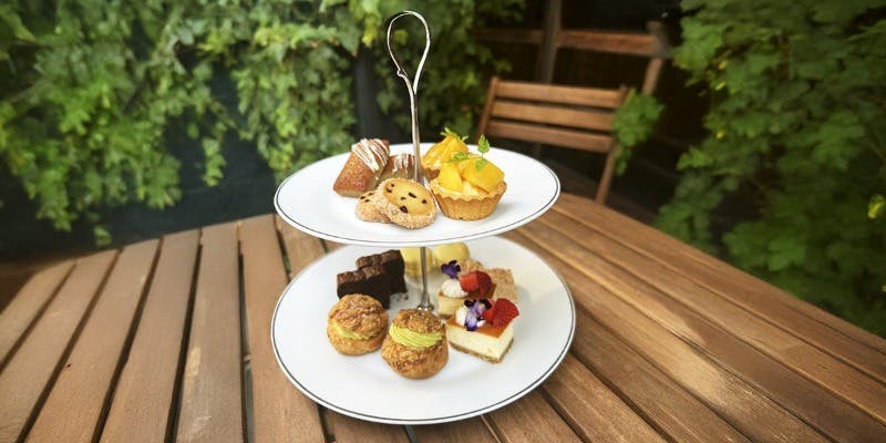 シェフ特製 ミニャルディーズ 8種類盛り合わせ＆ドリンクセット