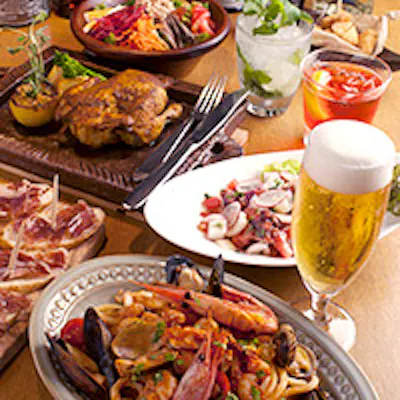 スパニッシュとイタリアンが融合した新感覚のカジュアルダイニング&BAR