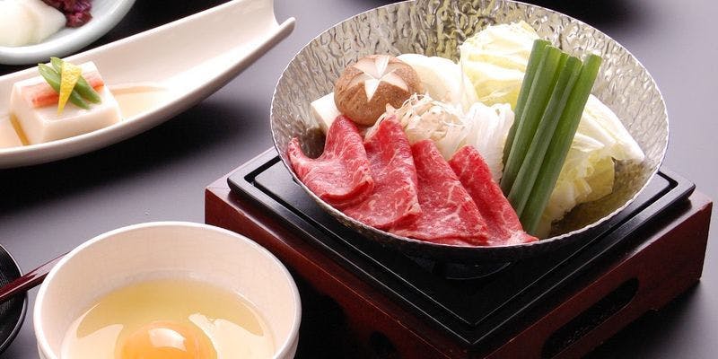 【黒毛和牛すき焼御膳】季節の先付、黒毛牛すき焼きなど