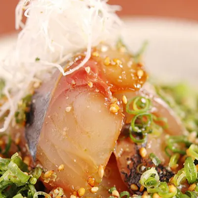 新鮮な魚介、上質な肉、こだわりの野菜など、大分の豊かな食を提案