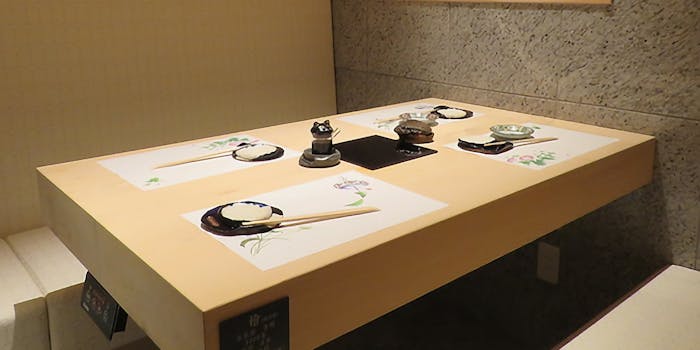 新明石鮓 シンアカシスシ 北新地 寿司 一休 Comレストラン 新明石鮓 シンアカシスシ 北新地 寿司 一休 Comレストラン