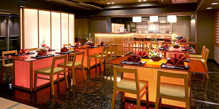 花伝 ホテルプラザオーサカ 月替わり会席 四季の旬の食材を味わう 前菜 御造里 焼物 温物など全9品を愉しむ 匠会席 ディナー プラン メニュー 一休 Comレストラン