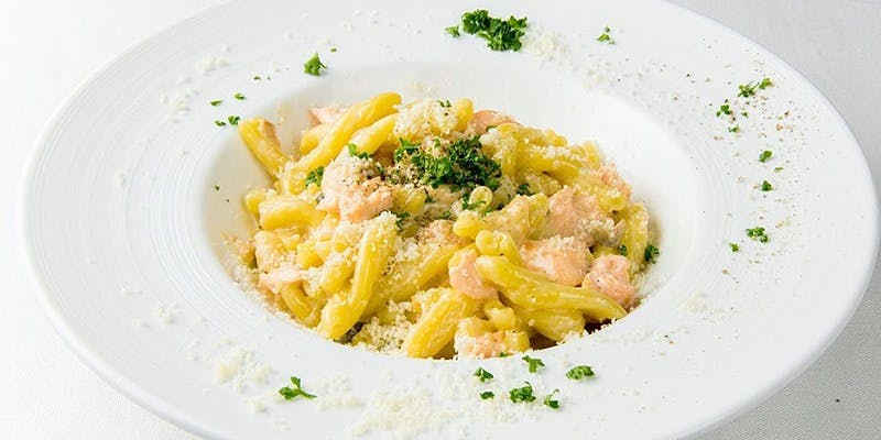 フランツクラブ 新丸ビル（FRANZ club）