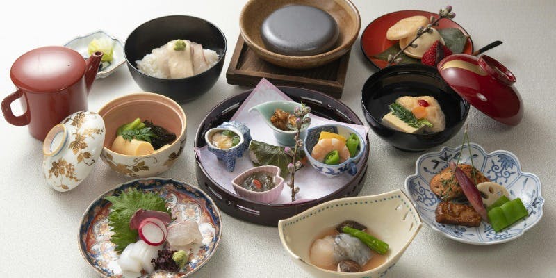 【お昼の特別懐石】お造り、焼物、焚合など全8品＋1ドリンク（個室確約）