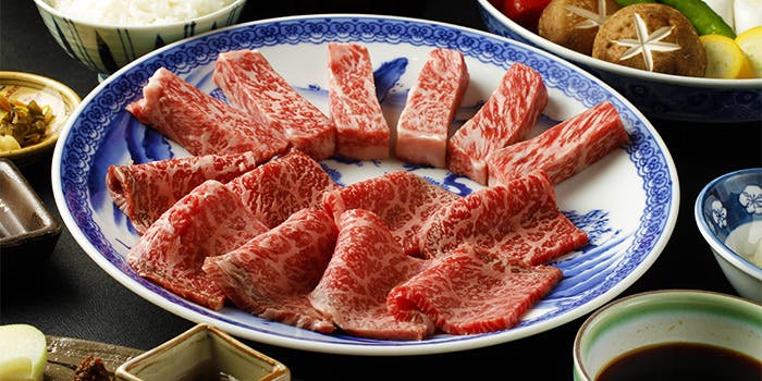 豚捨 KITTE丸の内店（ブタステ）