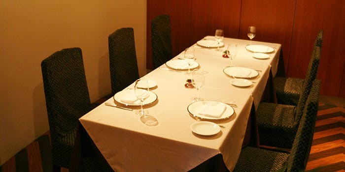 記念日におすすめのレストラン・ミチノ・ル・トゥールビヨンの写真1