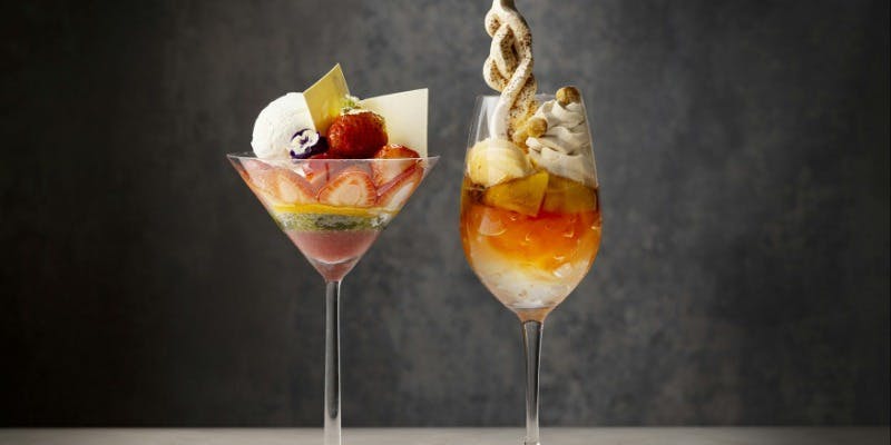 ホテルバーを楽しむ冬の夜パフェ＆カフェドリンク