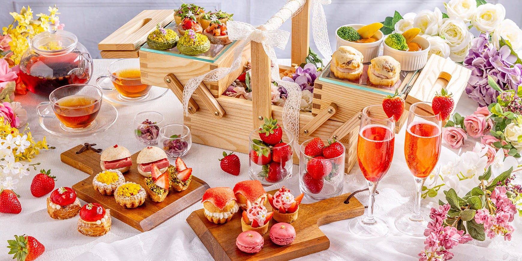 バー&ラウンジ ZATTA ヒルトン東京（ザタ）