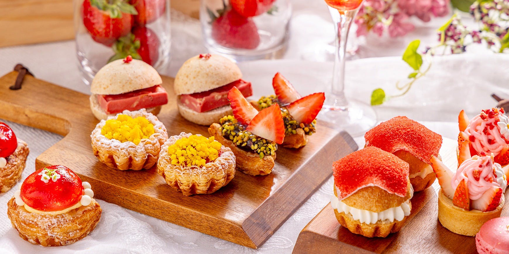 バー&ラウンジ ZATTA ヒルトン東京（ザタ）