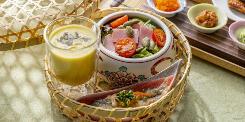 日本料理 「十二颯」／ヒルトン東京 【手巻き寿司ランチ】桃と檸檬の