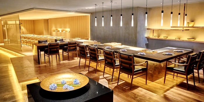 21年版 彼女の誕生日祝いに 新宿のディナー15選 個室あり 夜景あり 誕生日プラン有りなどお祝い向きのお店を都内在住10年のビジネスマンが厳選 ページ 3 4 アニーお祝い体験マガジン By ギフトモール