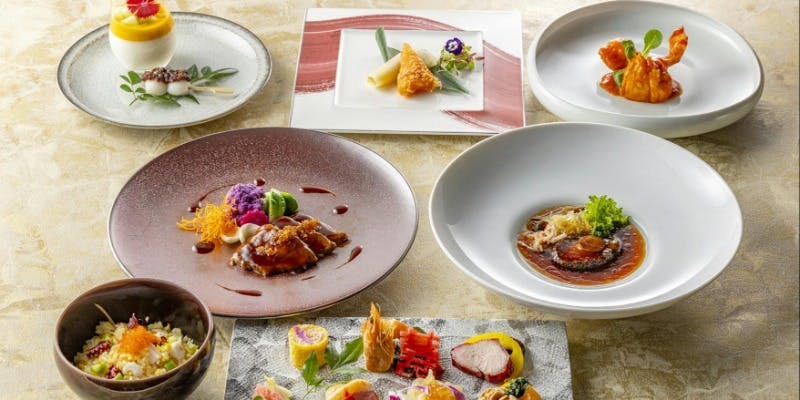 【年末年始】 蝦夷鮑、黒毛和牛など贅沢食材満載のコース 「満福」（1/1～1/4ランチ）