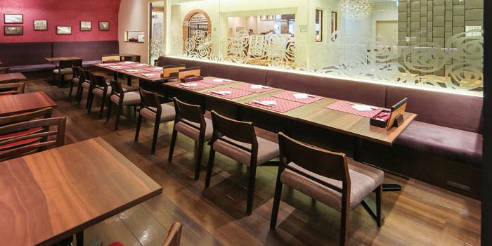 記念日におすすめのレストラン・スペイン料理＆バル ローザ・ローハ（ホテルグランヴィア大阪直営）の写真2