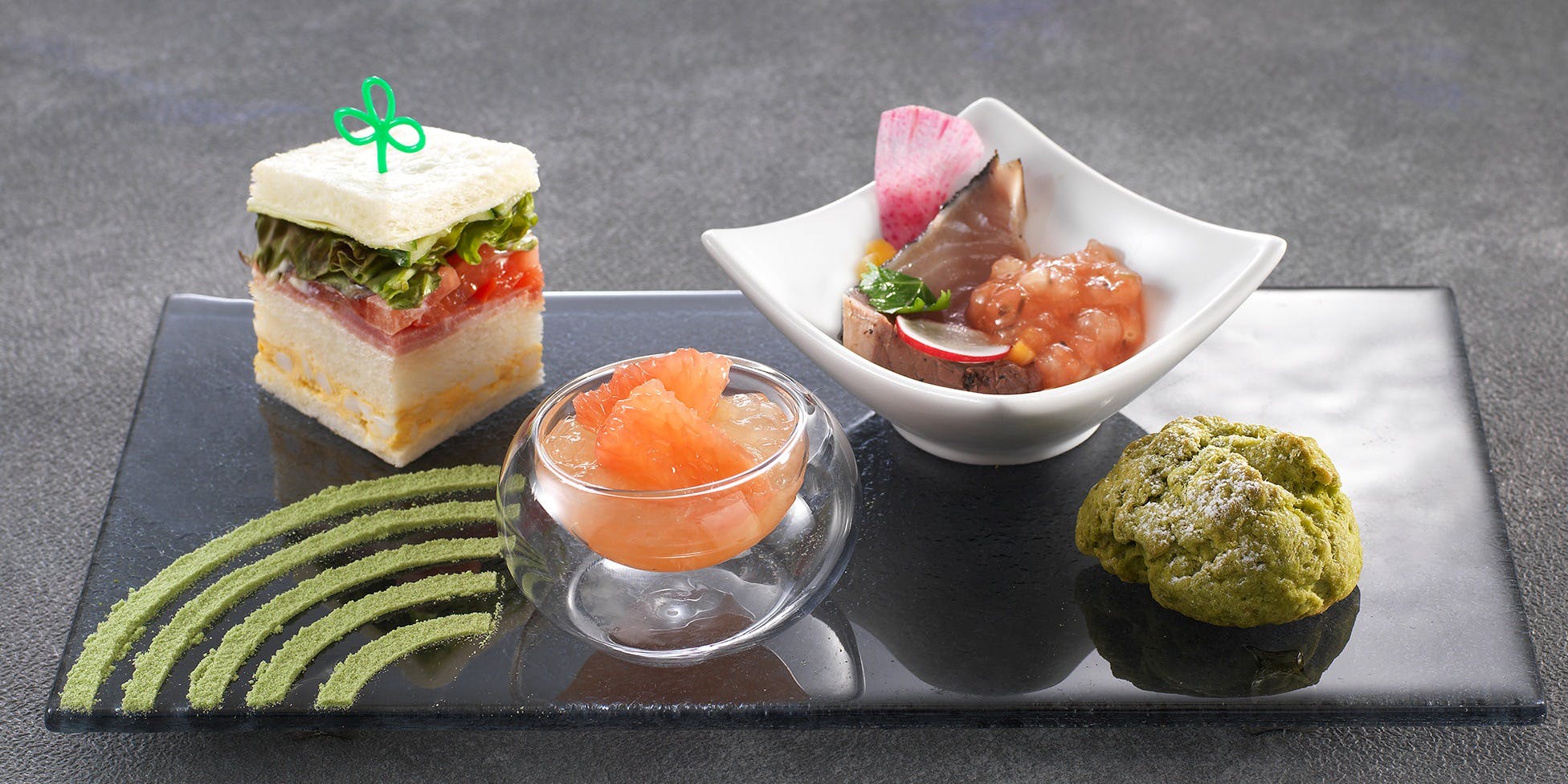 メインラウンジ リーガロイヤルホテル 中之島 喫茶 カフェ 一休 Comレストラン