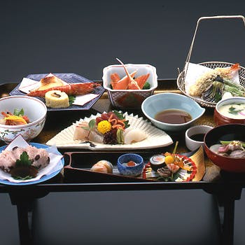 下鴨 福助 下鴨本店 お顔合わせ 結納 七五三などご家族のお祝いに 祝会席 旬の食材を使用した全11品 個室確約 ランチ プラン メニュー 一休 Comレストラン 下鴨 福助 下鴨本店 お顔合わせ 結納 七五三などご家族のお祝いに 祝会席 旬の食材を使用した全11品 個室確約 ランチ プラン メニュー 一休 Comレストラン