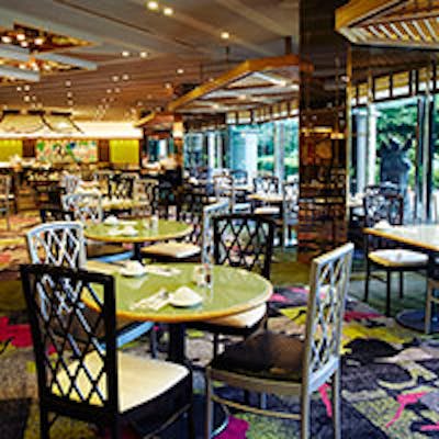 2014年にリニューアルされた店内は”シックで、華やか”