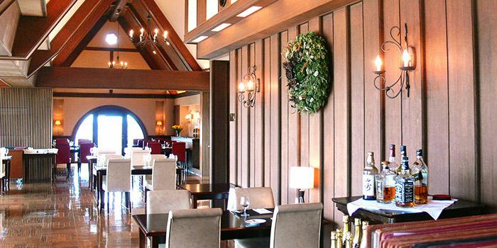 french restaurant will