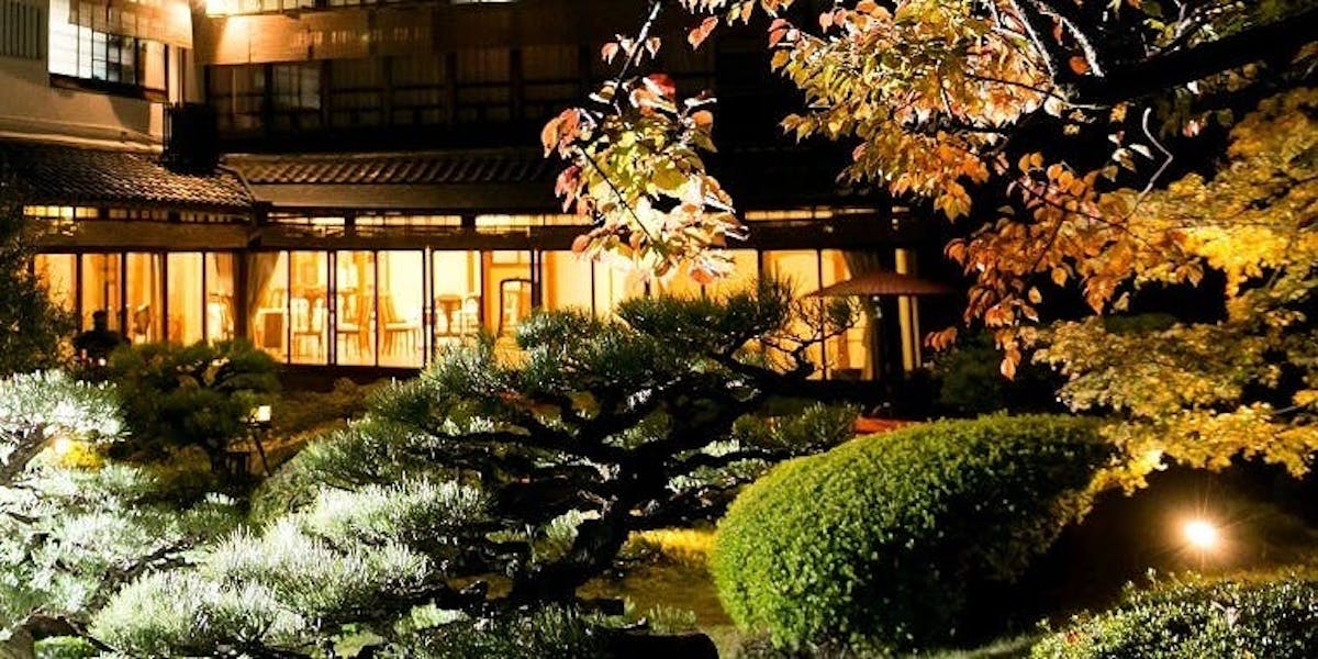 京都洛東迎賓館 Restaurant 秀岳