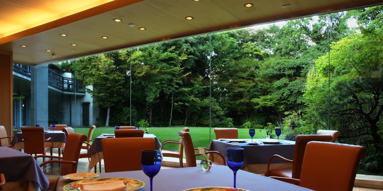 北野ガーデン レストラン ピパ ブルー 記念日ディナー 乾杯シャンパン ホールケーキ付の全7品 Menu Anniversaire ディナー プラン メニュー 一休 Comレストラン