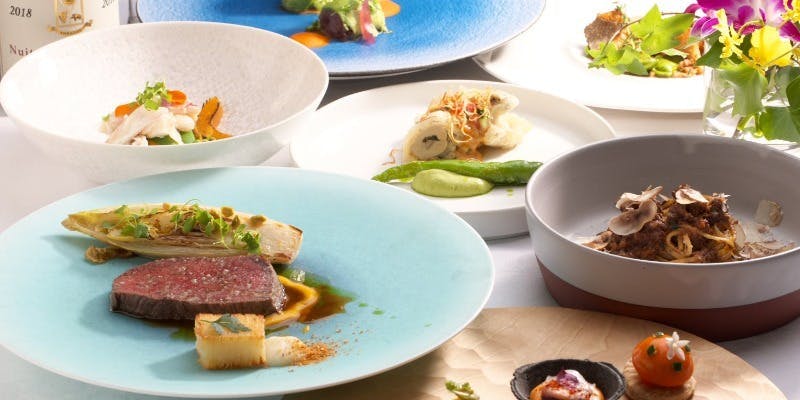 【美品】ゴースト 1st ED 6/62 ★ （フランス語版） RARE 特別な日に最適】BISTRO KOJIの贅沢フルコース※オマールエビコースの