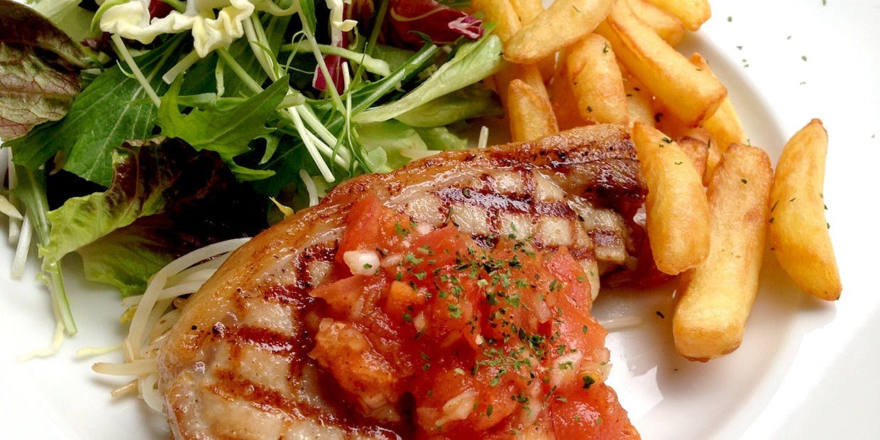 ベルジアンブラッスリーコート バレル（Belgian Brasserie Court BARREL【旧店名】ベルジアンビア・カフェ バレル）