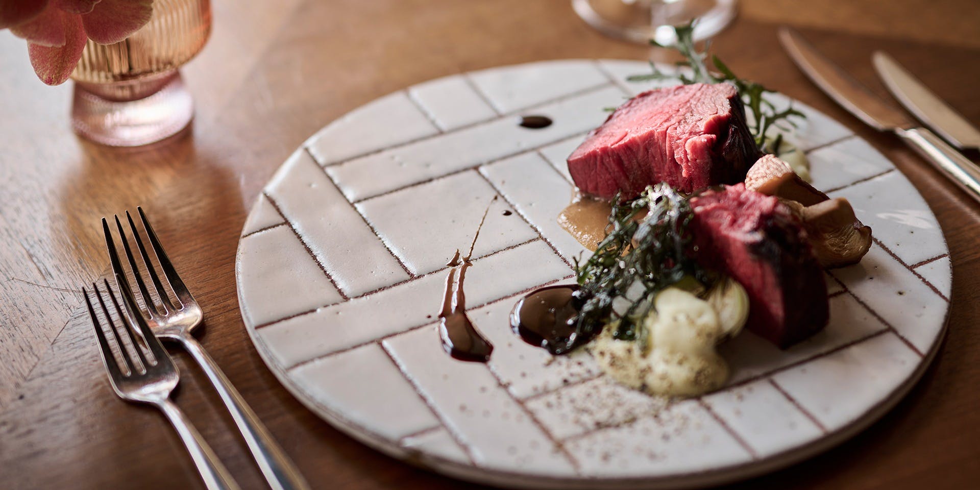 on A TABLE（オン ア ターブル）