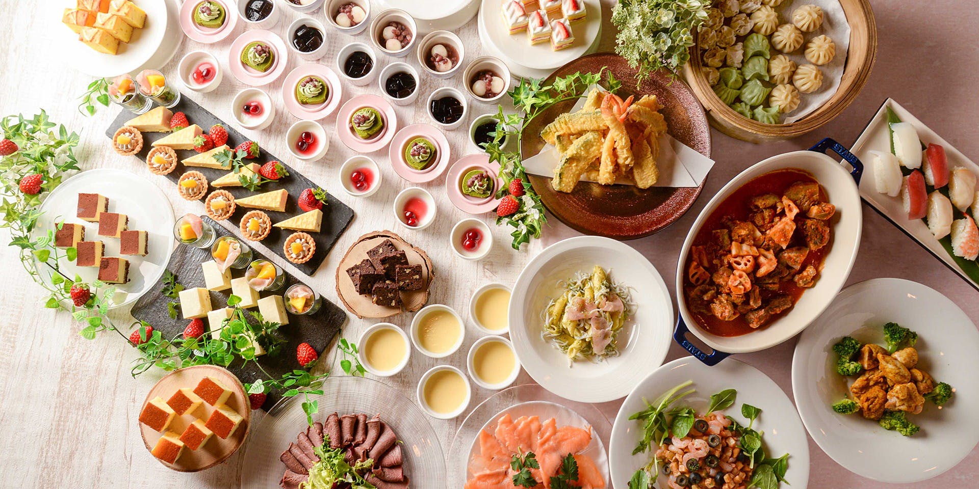 スカイレストラン Top of Universal(ホテル京阪ユニバーサルタワー)（トップオブユニバーサル【旧店名】スカイレストラン＆バー Top of Universal）